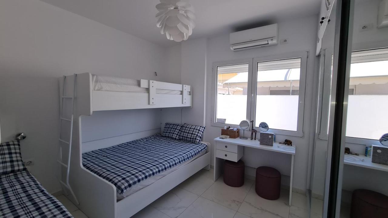 Rocknest Sea View Penthouse Apartment Sarande Ngoại thất bức ảnh