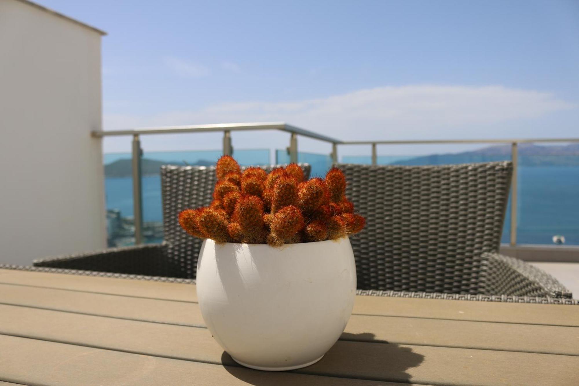 Rocknest Sea View Penthouse Apartment Sarande Ngoại thất bức ảnh